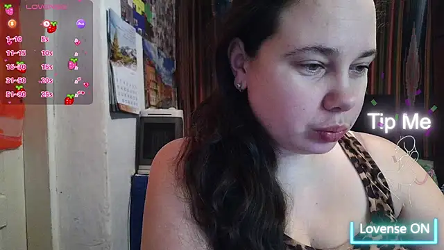 Snapshot of Cora_Maro chatting on 02-19-26, 04:25 Cora Maro online show from 02-19-26, 04:25