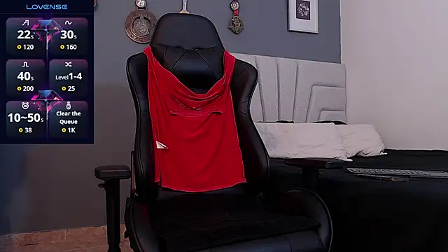 AndyBlass online show from 10-15-25, 09:04