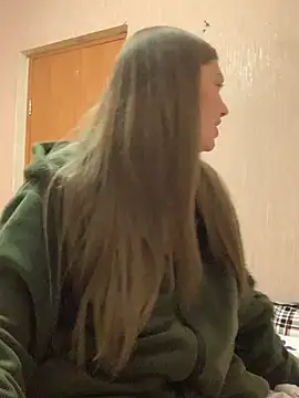 Snapshot of My_Asiya chatting on 03-13-25, 01:43 My Asiya online show from 03-13-25, 01:43