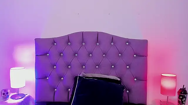 Nyx nayla online show from 01-06-25, 07:56