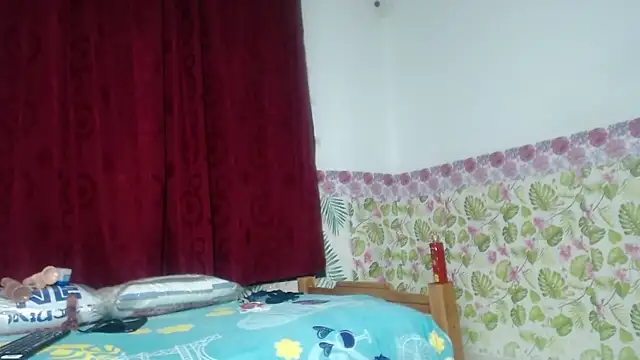 Snapshot of brillanteculo18 chatting on 01-03-25, 10:51 brillanteculo18 online show from 01-03-25, 10:51