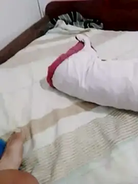 Snapshot of Leovmli chatting on 11-03-25, 10:32 Leovmli online show from 11-03-25, 10:32