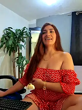 Snapshot of emmily_d chatting on 01-04-25, 11:17 emmily d online show from 01-04-25, 11:17