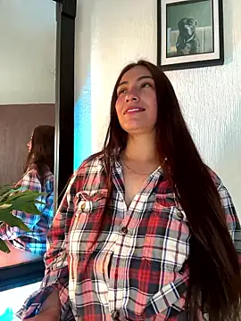 Snapshot of emmily_d chatting on 01-14-26, 07:41 emmily d online show from 01-14-26, 07:41