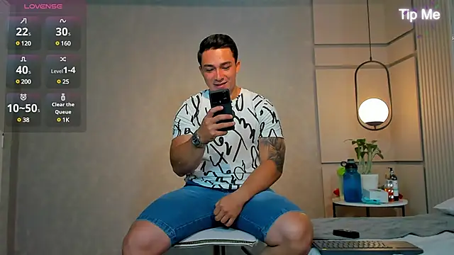 Ryan Hunt online show from 01-11-25, 03:20