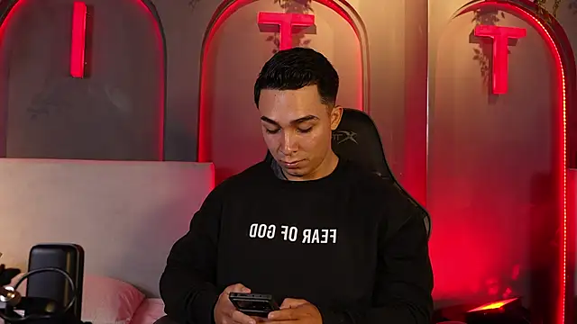 Ryan Hunt online show from 10-07-25, 12:24