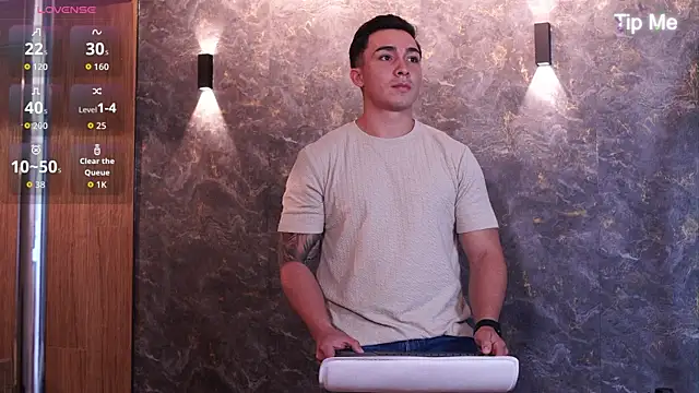 Ryan Hunt online show from 11-23-25, 03:45