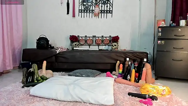 RubyEmerald online show from 12-15-25, 11:42