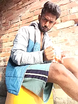 NICK IN online show from 12-23-25, 03:04