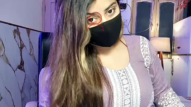 Hoty-Shivangi online show from 07-15-26, 01:05