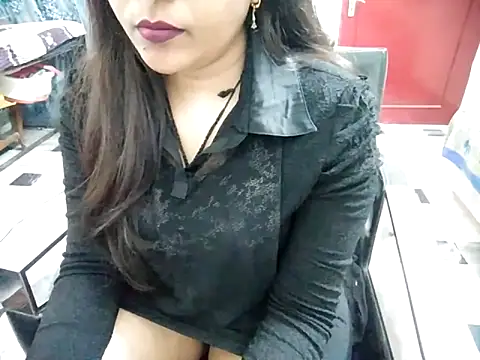 aarushi sharmaa online show from 02-12-25, 03:38