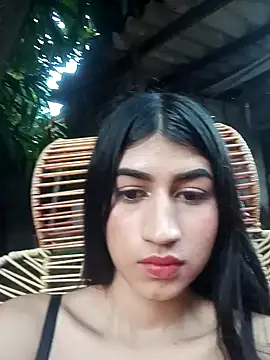 Julix A online show from 01-19-25, 11:23