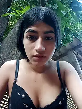 Julix A online show from 01-19-25, 03:21