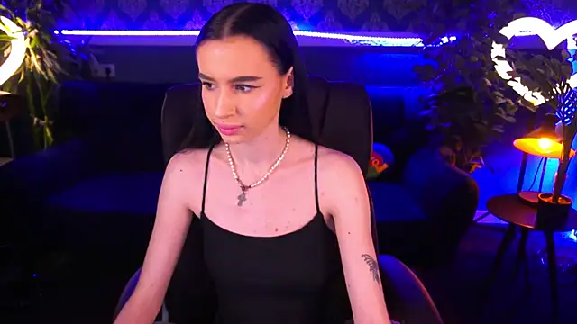 Snow WhiteeeX online show from 01-30-25, 01:53