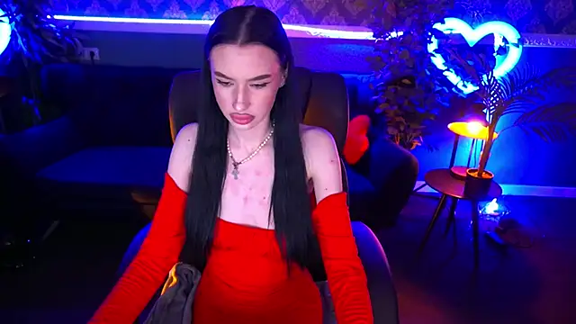 Snow WhiteeeX online show from 02-02-25, 07:46