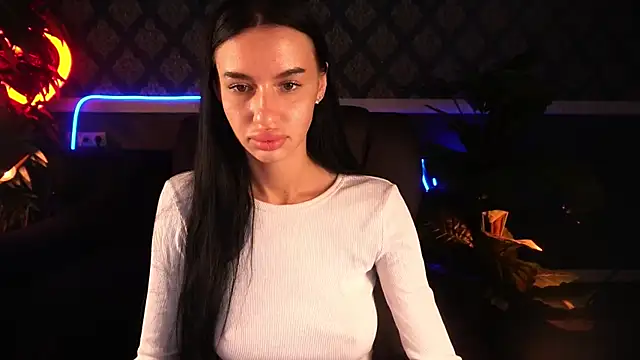 Snow WhiteeeX online show from 09-12-25, 05:51