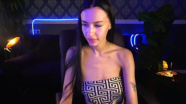 Snow WhiteeeX online show from 09-25-25, 05:44