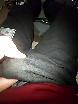 Snapshot of reelciii21 chatting on 12-26-24, 09:15 reelciii21 online show from 12-26-24, 09:15