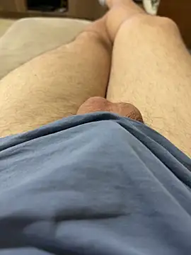 Snapshot of reelciii21 chatting on 11-12-25, 06:08 reelciii21 online show from 11-12-25, 06:08