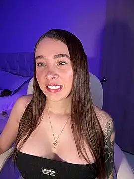 Lanataylor- online show from 02-19-25, 10:42