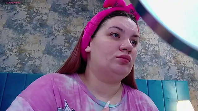 MelanieBrownn online show from 12-29-24, 04:27