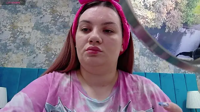 MelanieBrownn online show from 12-29-24, 08:37