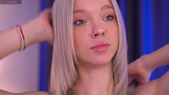  AlinaBailey online show from 04-21-26, 08:09