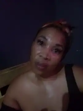 Snapshot of Sweetdelight86 chatting on 03-01-26, 01:02 Sweetdelight86 online show from 03-01-26, 01:02