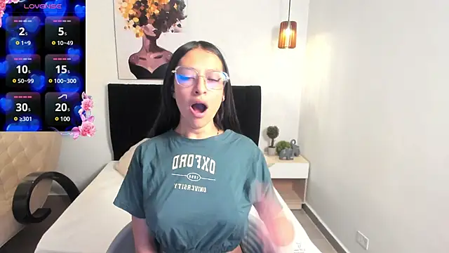 Scarlett  bell online show from 02-26-25, 12:47