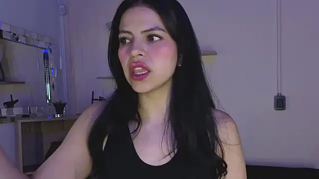 Eliie Ruizz online show from 12-01-25, 09:31