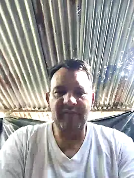 Snapshot of RogueTraveler chatting on 02-19-25, 02:12 RogueTraveler online show from 02-19-25, 02:12