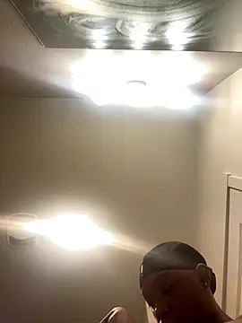 Snapshot of TransboyJay chatting on 09-15-25, 06:19 TransboyJay online show from 09-15-25, 06:19