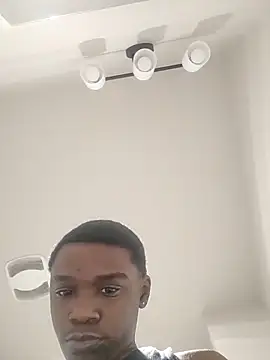 Snapshot of TransboyJay chatting on 09-18-25, 03:58 TransboyJay online show from 09-18-25, 03:58