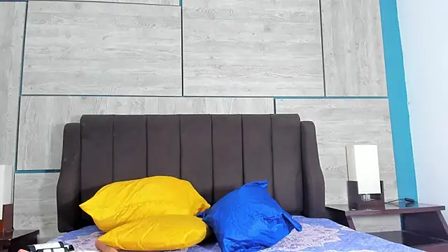 Snapshot of ZaritaLenon chatting on 12-17-25, 10:38 ZaritaLenon online show from 12-17-25, 10:38