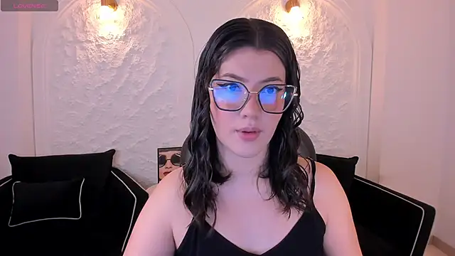 AmberFarrell online show from 04-15-26, 07:21