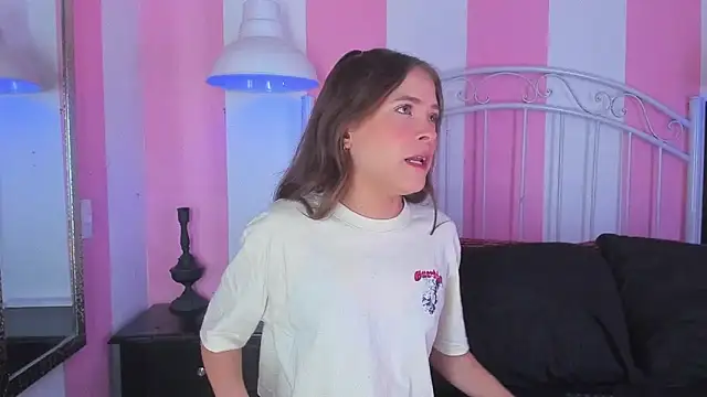 Liah Grey8 online show from 10-14-25, 08:53