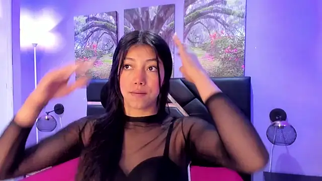 KimberlyVillaLobos online show from 12-15-25, 11:36