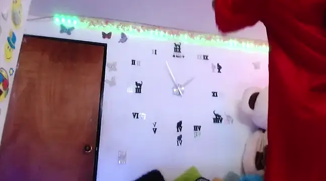 Snapshot of goddess_BigassCock chatting on 02-23-25, 02:40 goddess BigassCock online show from 02-23-25, 02:40