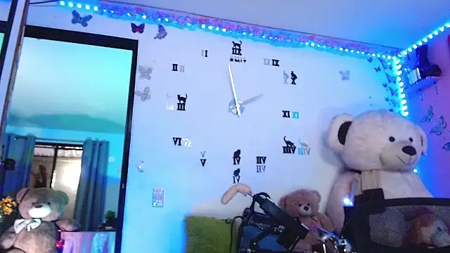 Snapshot of goddess_BigassCock chatting on 02-15-26, 07:54 goddess BigassCock online show from 02-15-26, 07:54