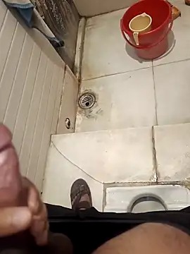 Snapshot of mohitsexy12 chatting on 03-02-26, 06:03 mohitsexy12 online show from 03-02-26, 06:03