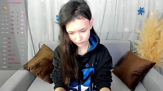 Emily Strikeee online show from 12-26-24, 09:33