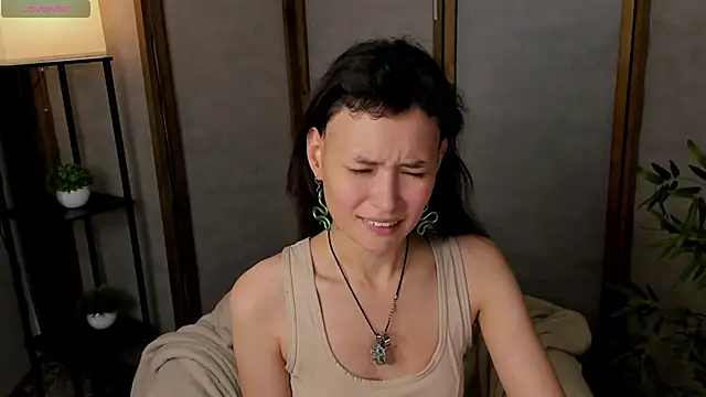 Emily Strikeee online show from 09-19-25, 10:16