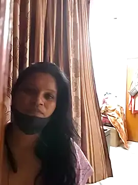 Lilly-queen online show from 02-05-25, 10:22