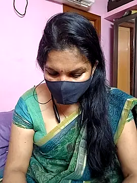 Lilly-queen online show from 03-19-25, 02:02