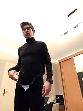 Snapshot of ElyasMatt chatting on 01-05-25, 07:17 ElyasMatt online show from 01-05-25, 07:17