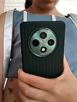 Snapshot of Tefannyy_ chatting on 09-23-25, 03:15 Tefannyy online show from 09-23-25, 03:15