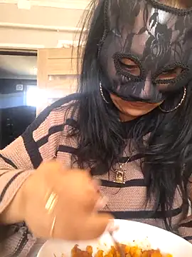 Snapshot of Barby8787 chatting on 03-20-25, 09:15 Barby8787 online show from 03-20-25, 09:15