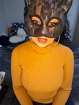 Snapshot of Barby8787 chatting on 10-31-25, 08:37 Barby8787 online show from 10-31-25, 08:37