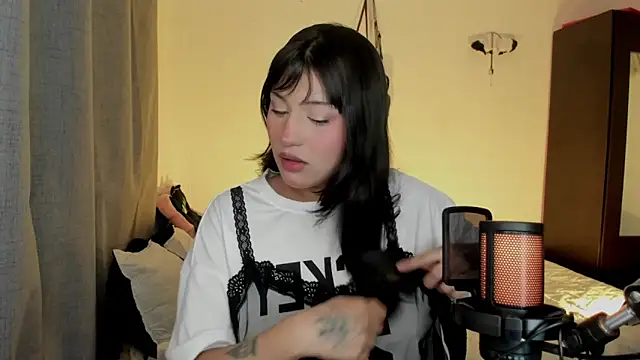 Ju Kyung online show from 09-13-25, 12:32