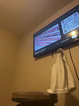 Snapshot of GoodGirlLover13 chatting on 03-08-25, 12:44 GoodGirlLover13 online show from 03-08-25, 12:44